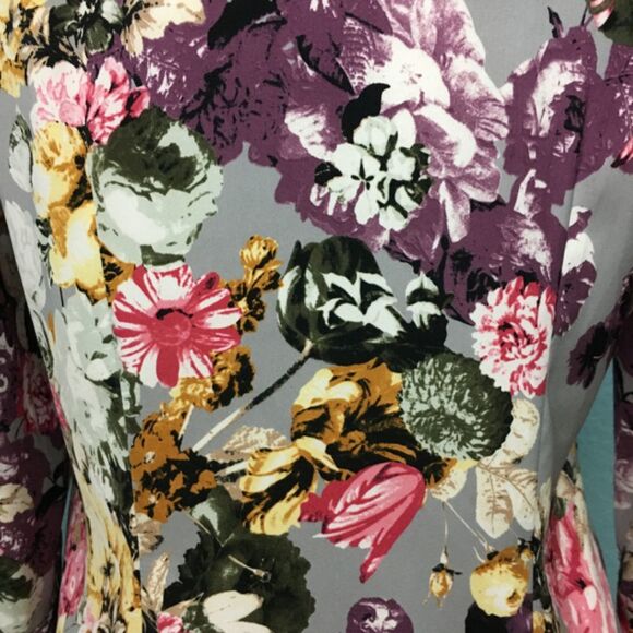 OVS Floral Tie Neck Button Down Blouse - Picture 7 of 7